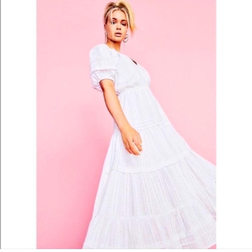 Betsy Johnson white maxi dress. Never worn.